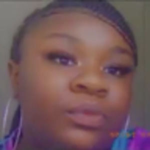 Meet your Posher, Zoe